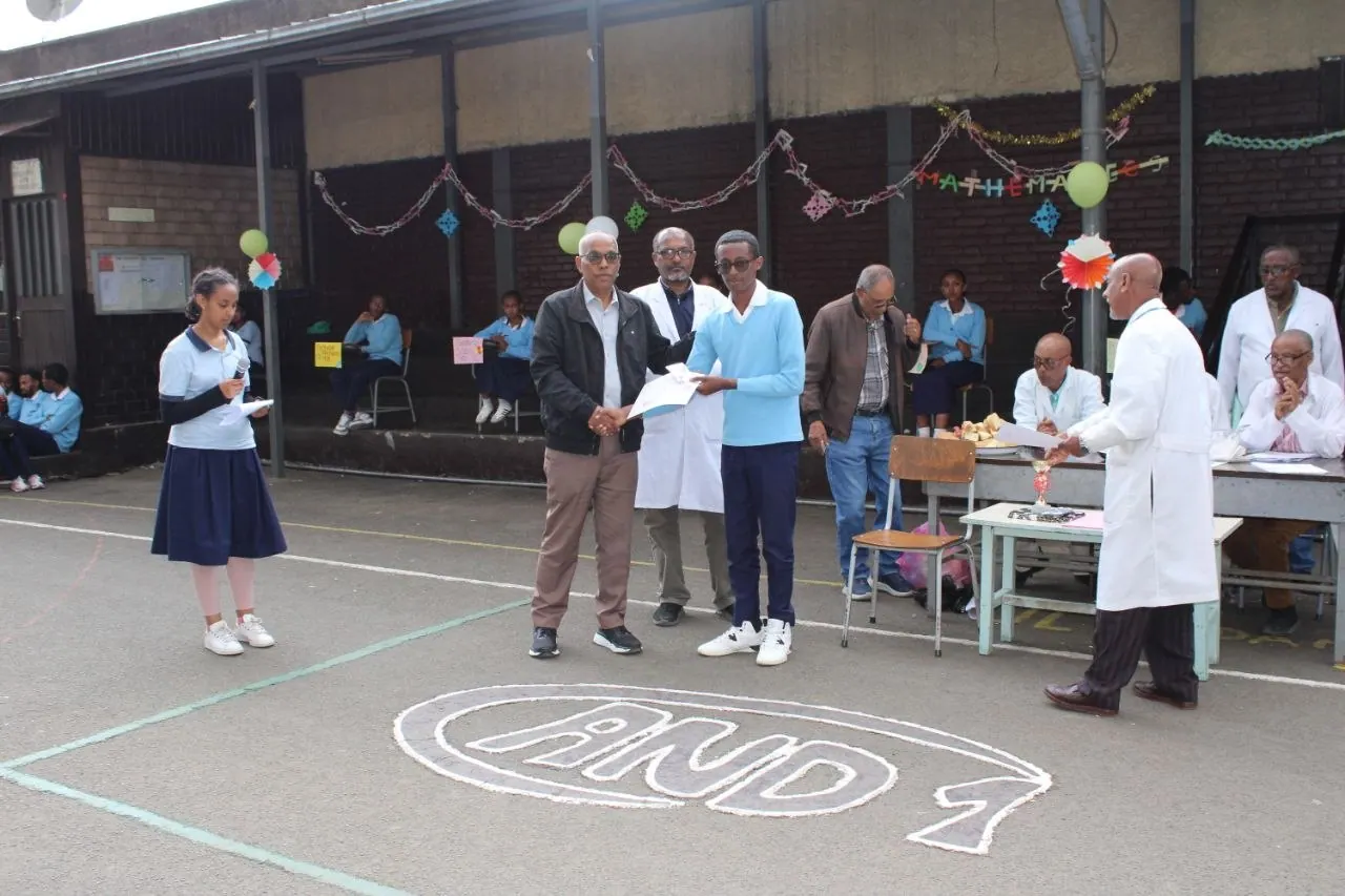 Winners of the LCCS 2026 Mathematics Competition receiving awards (photo 1)